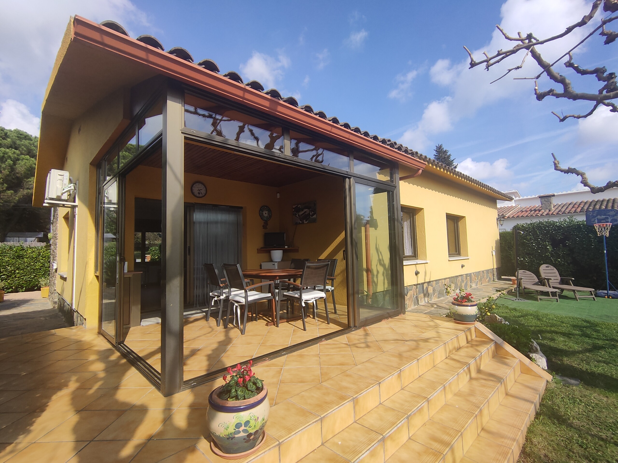 Casa en planta en Les Pungoles